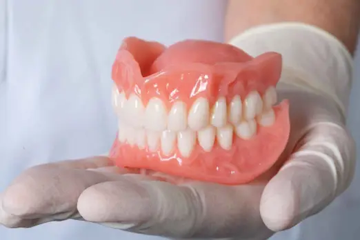 دندان مصنوعی متحرک در غرب تهران